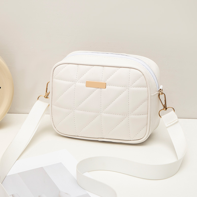 Bolsito Elegante Bordado - S141 - Image 2